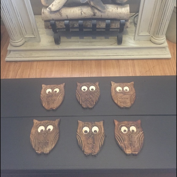 Set of 6 Hand Carved Coasters - Picture 4 of 4